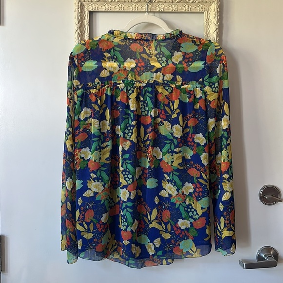 Floral Print Sheer Blouse - Picture 10 of 16
